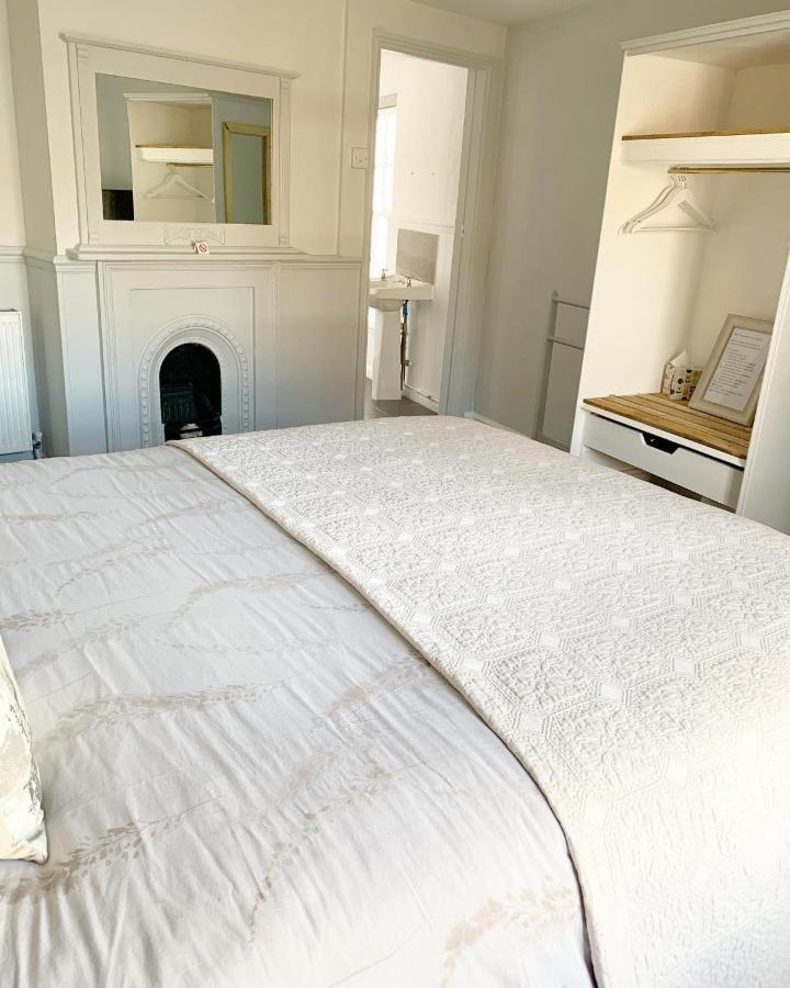The Traveller'S B&B 라우스 외부 사진